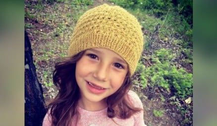 One ball challenge: free children's lace hat knitting pattern