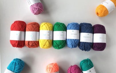 How to choose colors for a knitting or crochet project