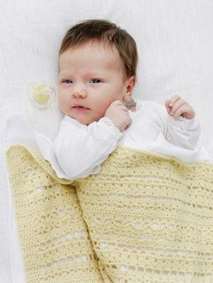 DROPS Blooming Lily Crochet Baby Blanket										