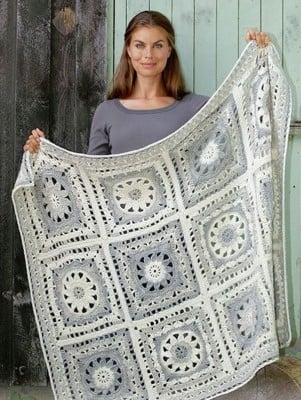 DROPS Ceramic Tiles Crochet Blanket										