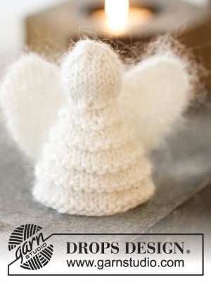 DROPS Christmas Cherub Angel Figure										