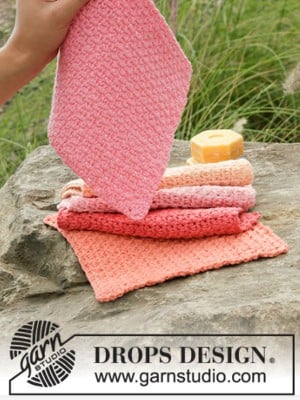 DROPS Fresh Berries Crochet Face Cloths										