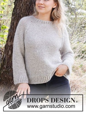 DROPS Stone Fence Crochet Sweater in Sky										