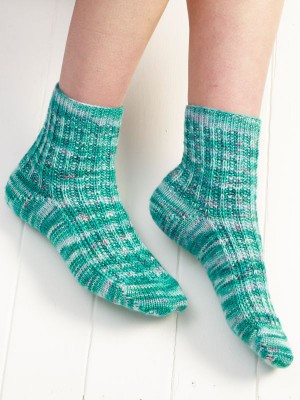 Manos Blue Hawaiian Socks in Alegria										
