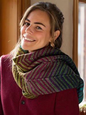 25 Free Easy Crochet Scarf Patterns for Beginners - Sarah Maker