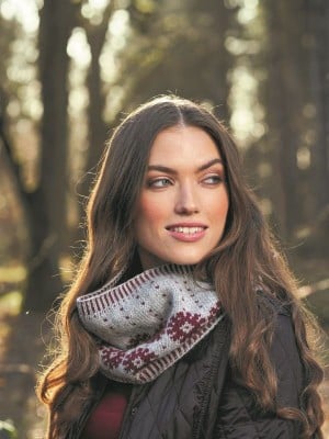 Rowan Daystar Cowl										