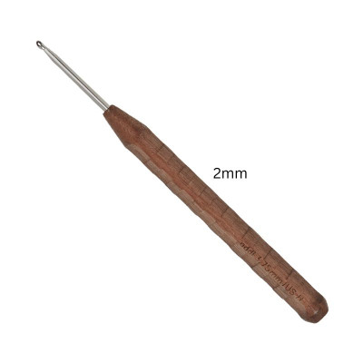 addiNature Walnut Wood Novel Crochet Hooks										 - 2.00mm