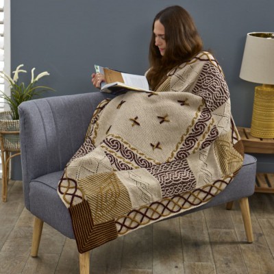 Manos Del Uruguay Arabesque Blanket Kit										 - Warm Tones