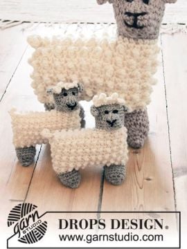DROPS Big Dolly Sheep Toy
