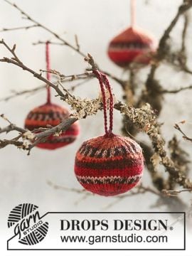 DROPS Fabelaktige Christmas Bauble Decorations