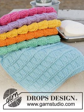 DROPS Rainbow Waffles Face Cloths