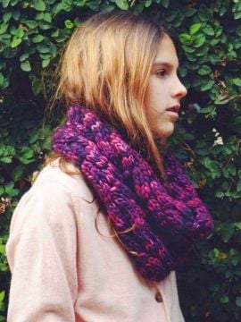 Manos Francisca Cowl
