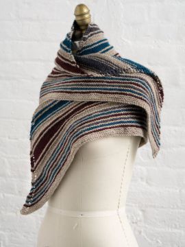 Manos Racha Shawlette in Alpaca Heather