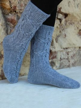 Regia R0400 Socks with Cable Pattern