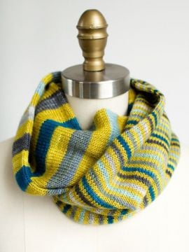 Manos Rings of Rings Cowl