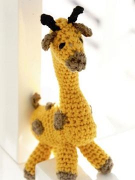 DROPS Melman Crochet Giraffe