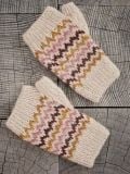 Zig Zag Colourwork Mittens