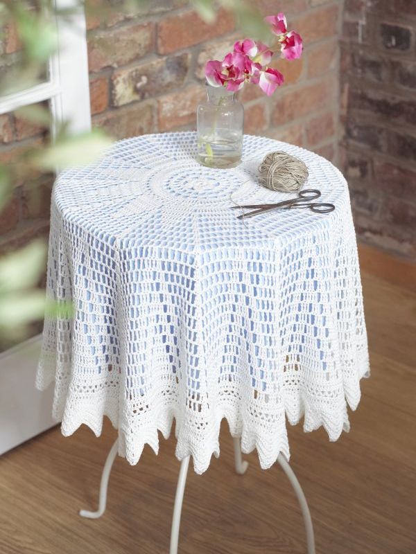 07 - Tablecloth