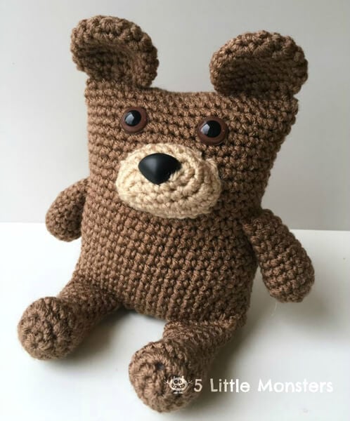Free crochet patterns for beginners: boxy bear by 5 little monsters