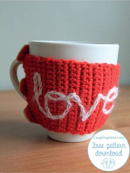 Free crochet patterns for beginners: love mug cozy on Laughing Hens